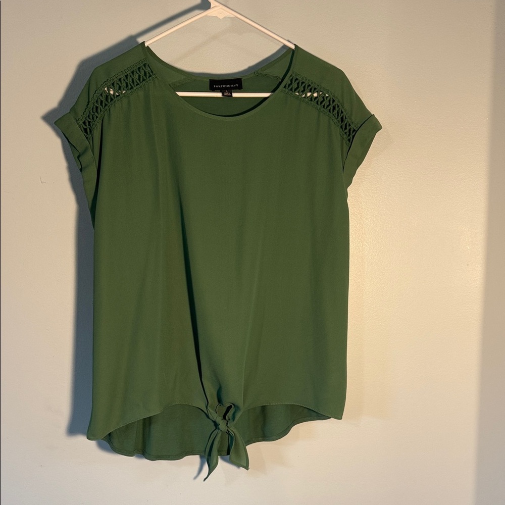 Worthington Olive Green Short-Sleeve Tie-Front Blouse
